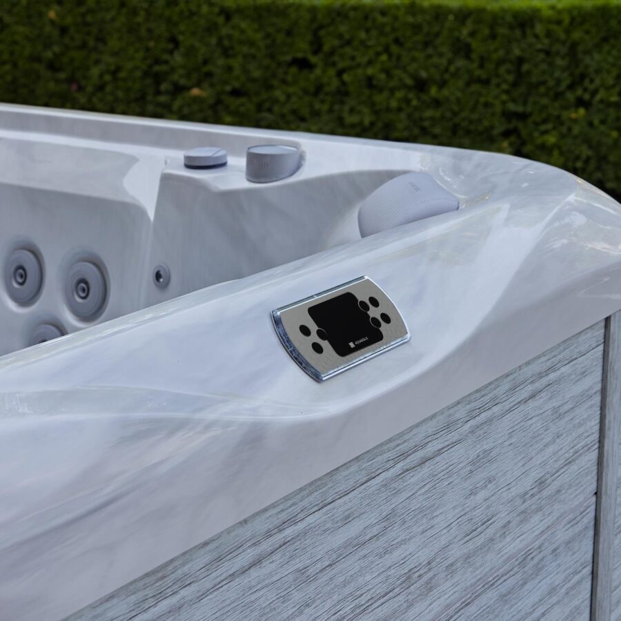 Aquasolus The Aspen Hot Tub