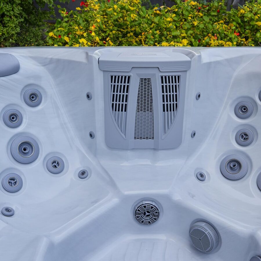 Aquasolus The Calma Hot Tub