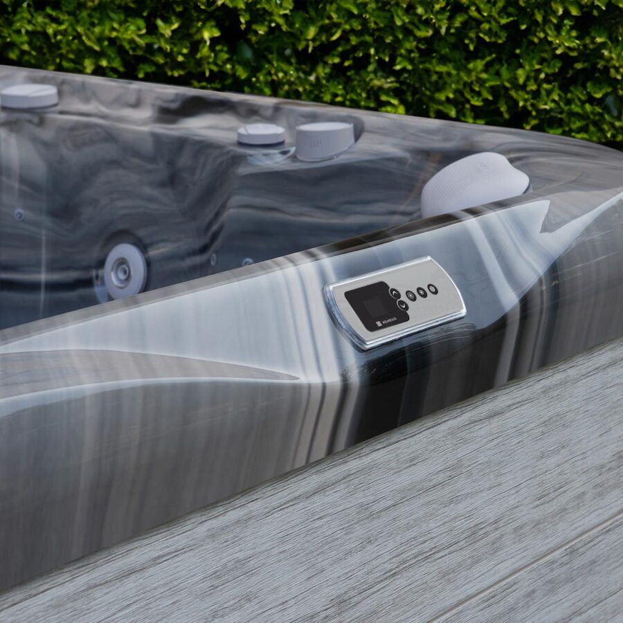 Aquasolus The Cove Hot Tub
