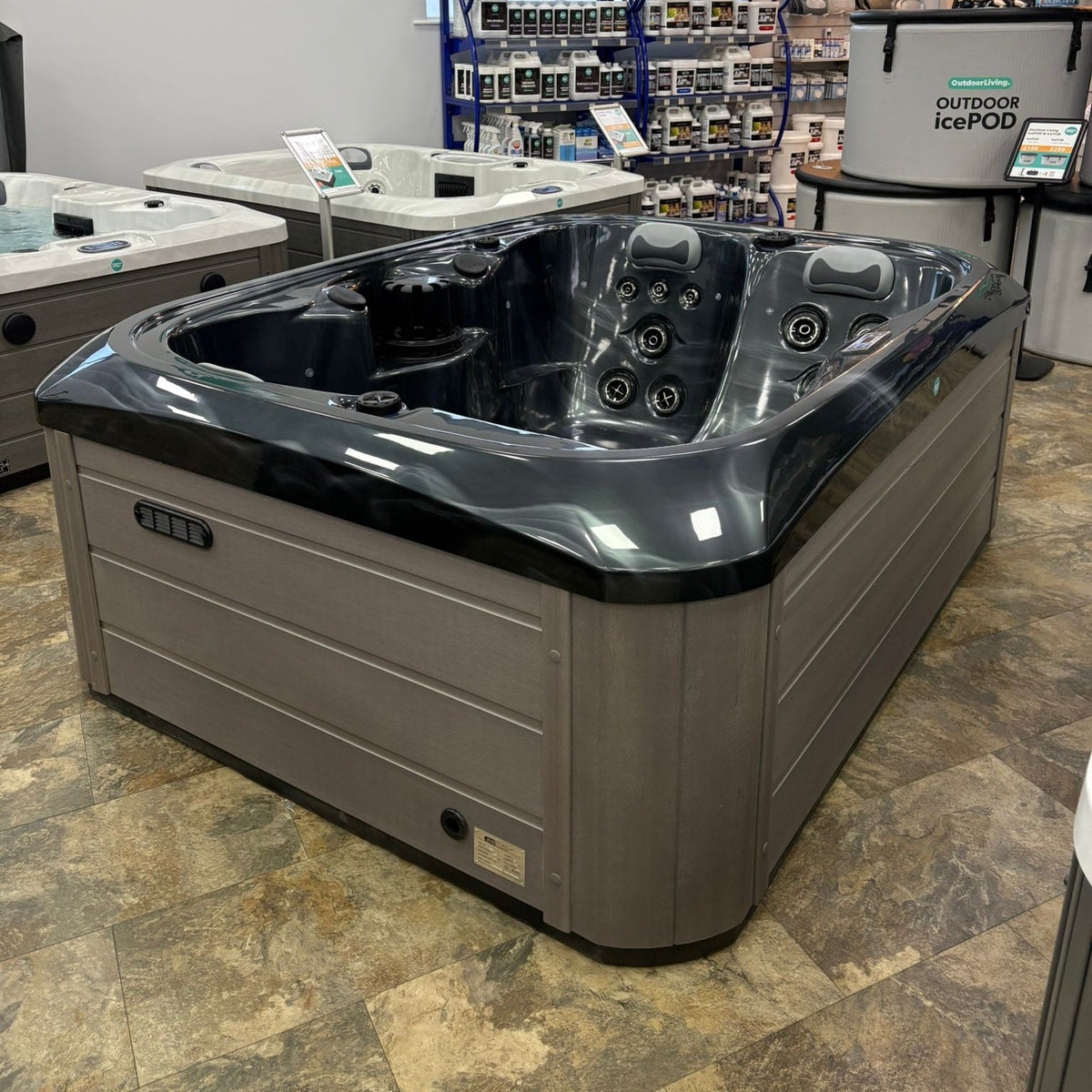 Platinum Spas Tahiti Hot Tub