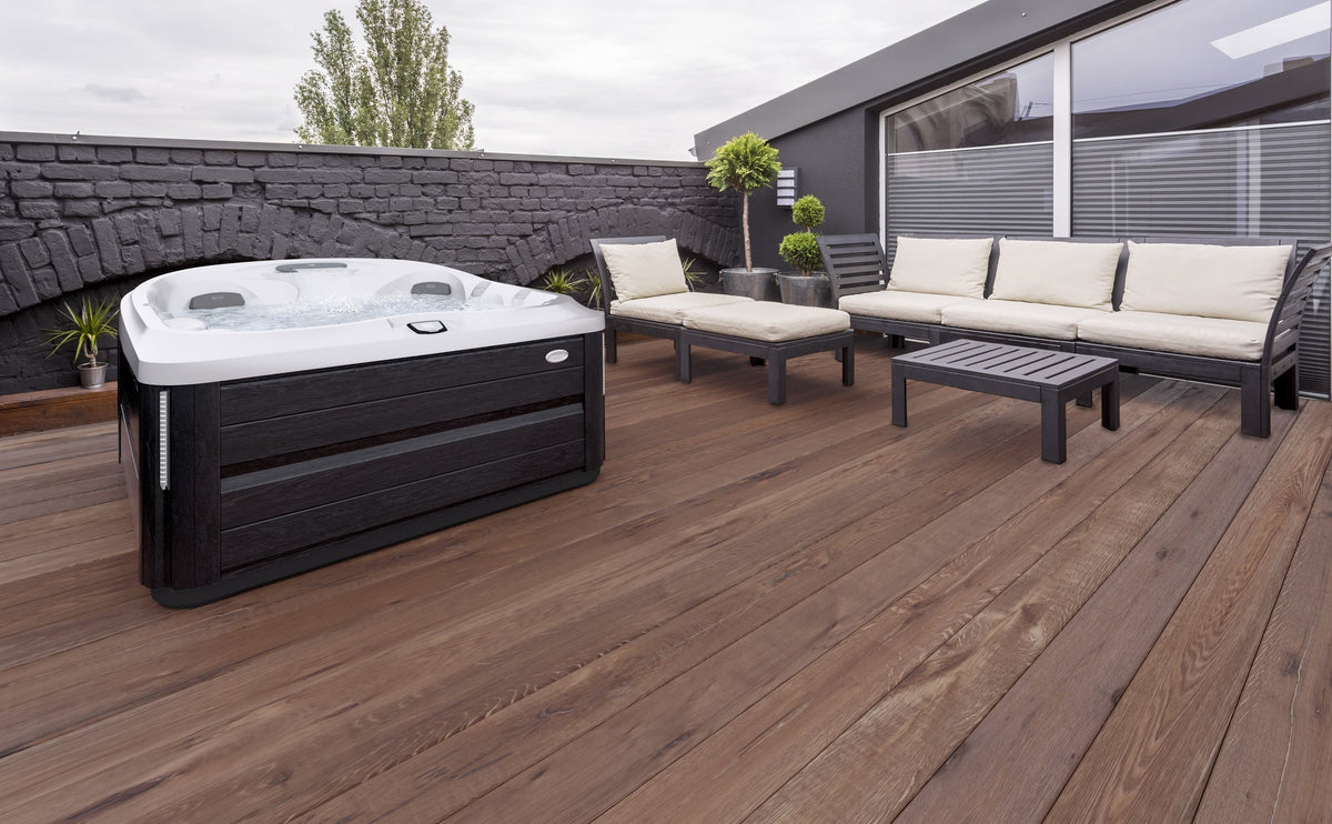 Jacuzzi® J435IP™ Hot Tub