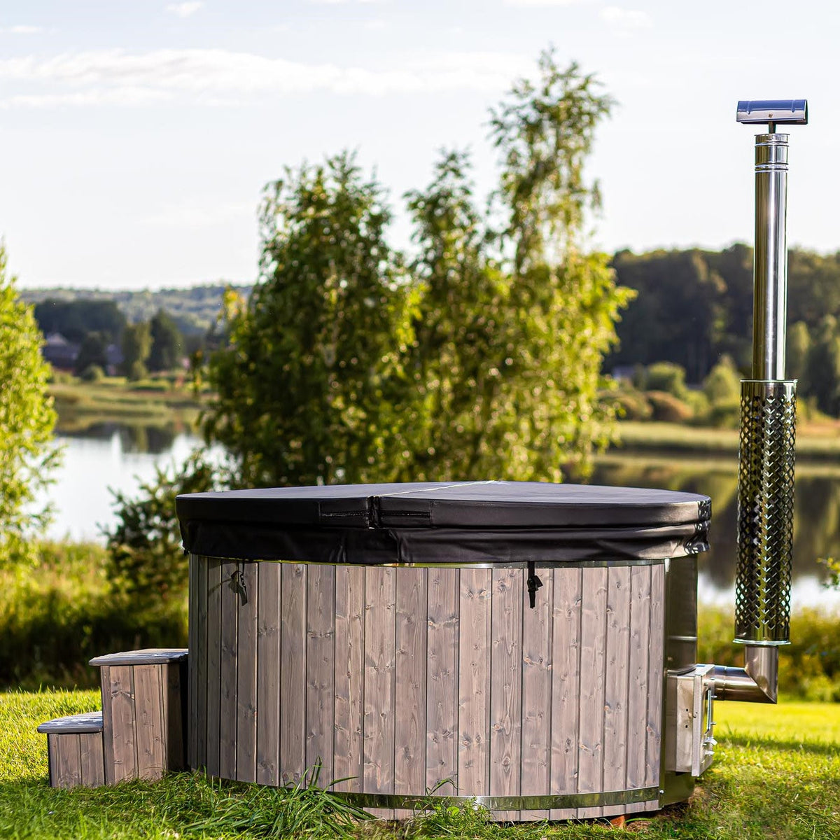 Outdoor Living Elite Hot Tub